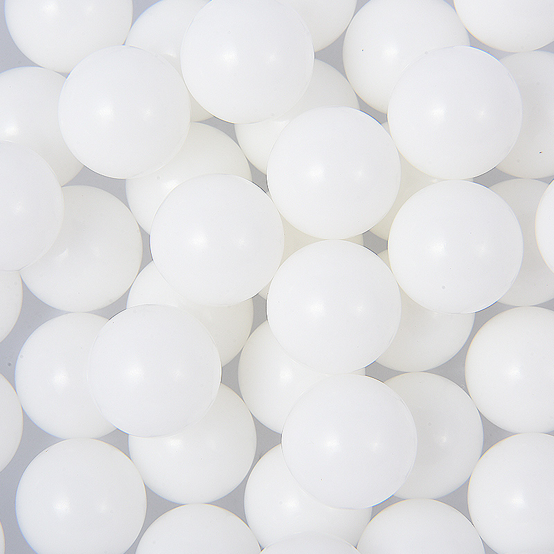 プラスチックボール